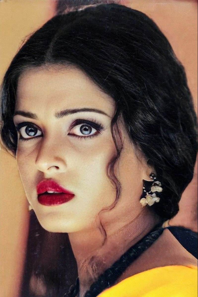 Aishwarya Rai Bachchan Images