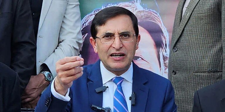 بانی پی ٹی آئی کی جان کو خطرہ، فوراً ملاقات کی اجازت دی جائے، بیرسٹر گوہر